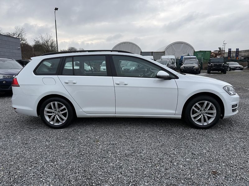 Volkswagen Golf 1.2TSi 77kW ČR - fotka 4 z 17