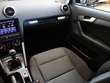 Audi A3 (2009) Ambition 2.0 TDI - náhled 8