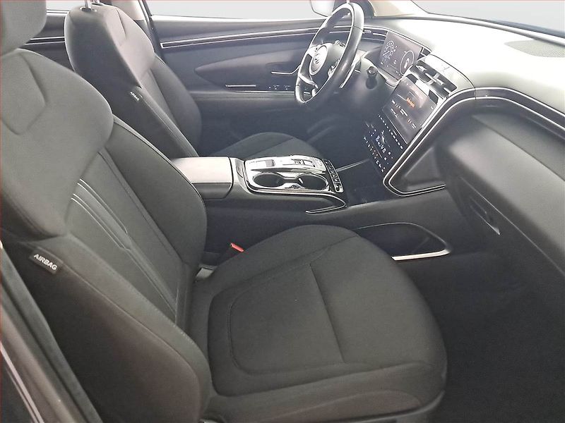 Hyundai Tucson (2021) 1.6 T-GDI 48V MHEV - fotka 9 z 25