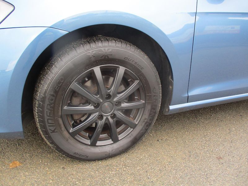Volkswagen Golf TSi*77kW*VÝHŘEV*Z+L PNEU*TOP  - fotka 22 z 47