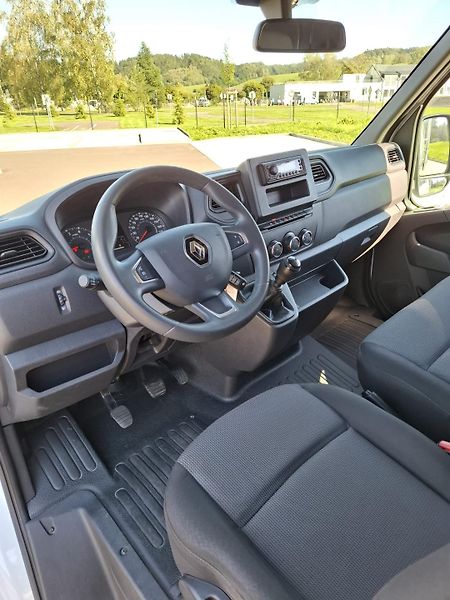 Renault Master (2021) - fotka 7 z 9