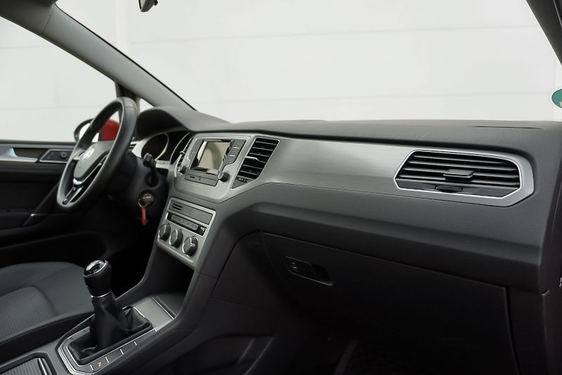 Volkswagen Golf Sportsvan 1.4 TSI - fotka 30 z 32