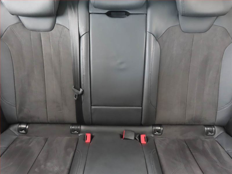 Audi Q5 (2019) Exclusive 2.0 TDI, 4X4 - fotka 10 z 16
