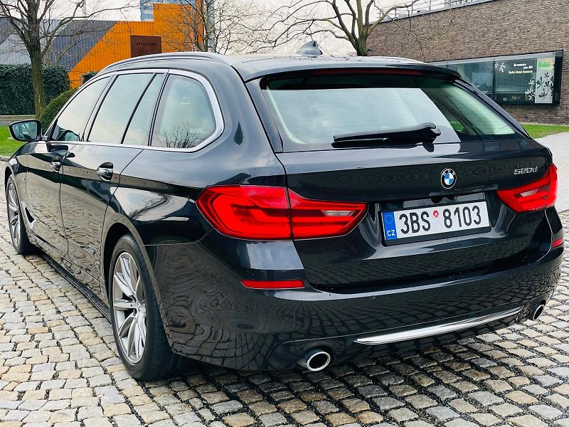 BMW Řada 5 520D AUT KAMERA SERVISKA - fotka 18 z 58