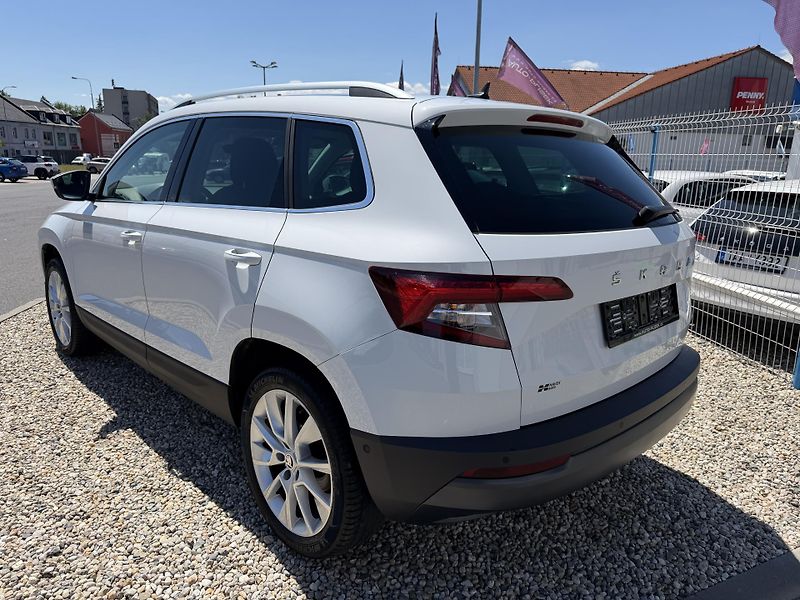 Škoda Karoq 1,5 TSi/110kW DSG - STYLE,TZ,. - fotka 5 z 88