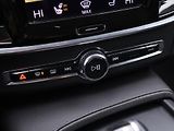 Volvo V90 2,0 D4 140kW Aut. AWD Momentum - náhled 21