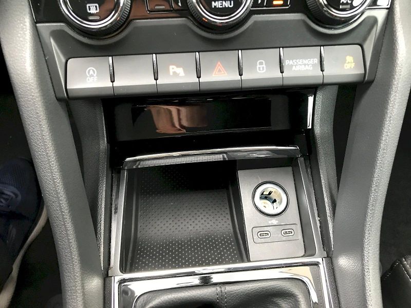 Škoda Karoq (2022) STYLE Plus TSI 1.5/110KW 6MP - fotka 8 z 25