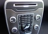 Volvo V70 (2015) 2.0D4 133kW 8A DRIVE - náhled 13