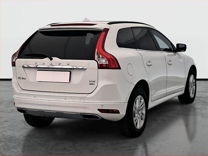 Volvo XC60 (2017) Momentum D4 - fotka 5 z 17