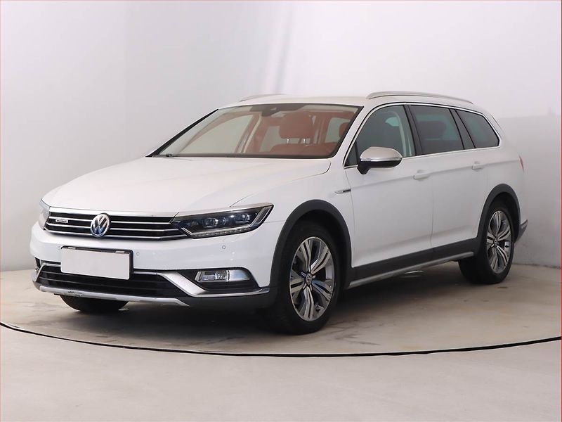 Volkswagen Passat (2016) Alltrack 2.0 TDI, 4X4 - fotka 2 z 19