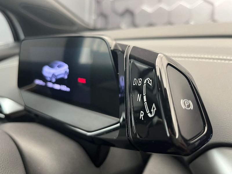 Volkswagen ID.5 Pro 77kWh SoH 96.3% tov.záruka - fotka 11 z 72
