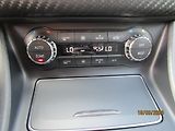 Mercedes-Benz Třídy A (2017) 200 CDi AMB, panorama, navi - náhled 20