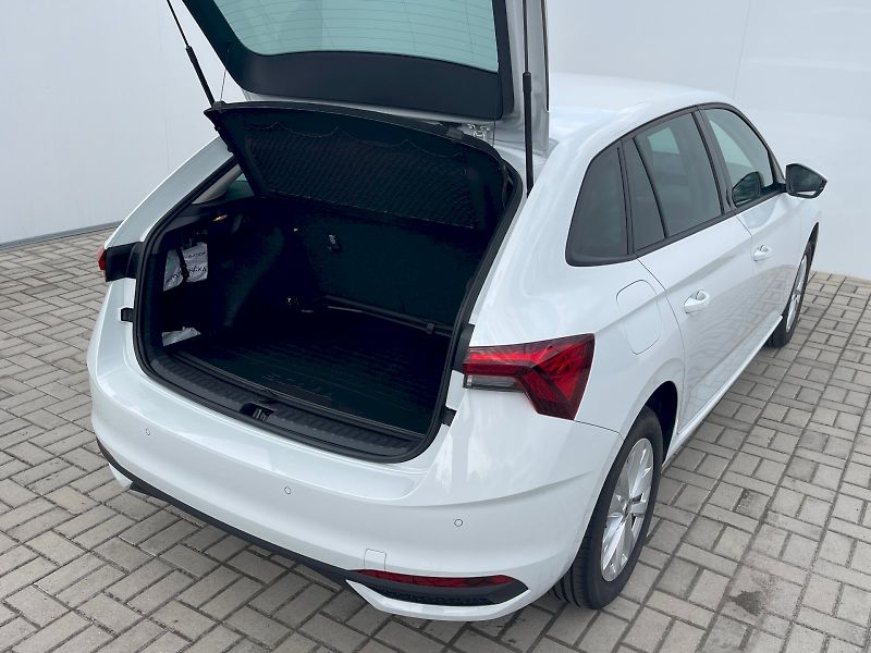 Škoda Scala (2025) 1.0 TSI / 85 kW Selection - fotka 12 z 30