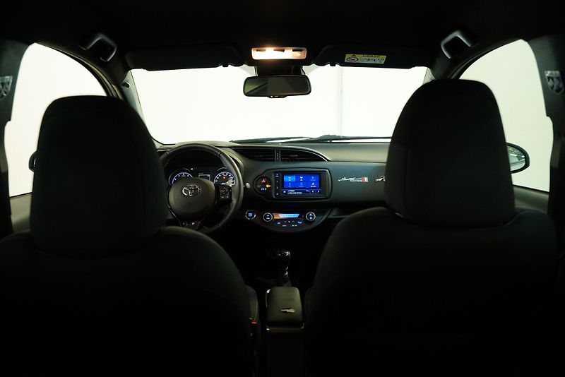 Toyota Yaris - fotka 25 z 27