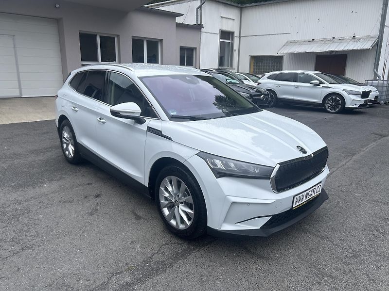 Škoda Enyaq 150kw, iV80 19ALU SOH 90% - fotka 3 z 51