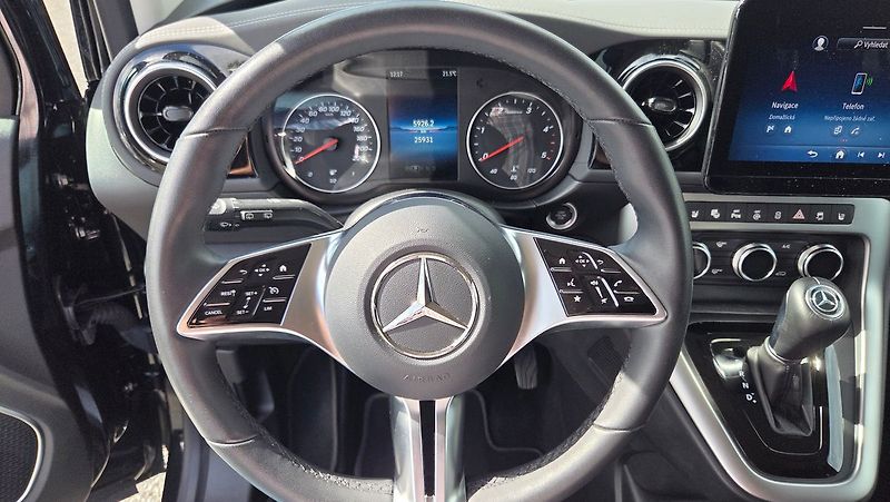 Mercedes-Benz Třídy T 180d PROGRESSIVE - fotka 12 z 23