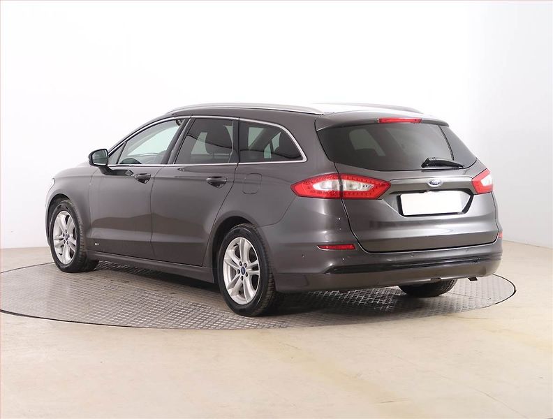 Ford Mondeo (2018) 2.0 TDCI, 4X4, Navi, Tempomat - fotka 4 z 20
