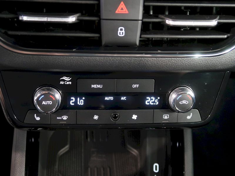 Škoda Kamiq (2025) TOP SELECTION 1.0TSI 85KW DSG - fotka 32 z 41