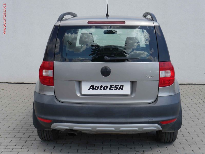 Škoda Yeti (2011) 1.2 TSI, AC - fotka 5 z 16