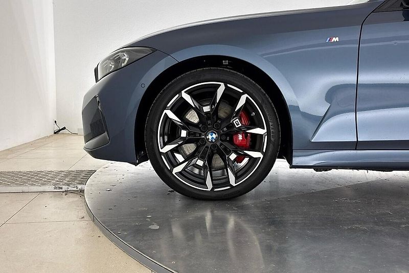 BMW Řada 3 řady 3 | 320d xDrive - fotka 6 z 26