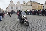 Štědrodenní motorkářská vyjížďka se srazem na Karlově náměstí v Kolíně.