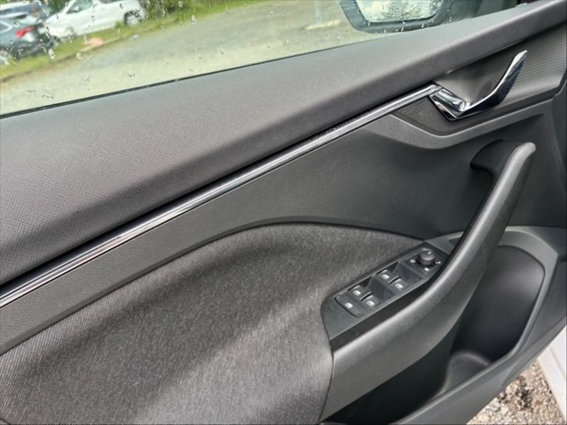 Škoda Scala 1,0 TSI 81 Style - fotka 11 z 11