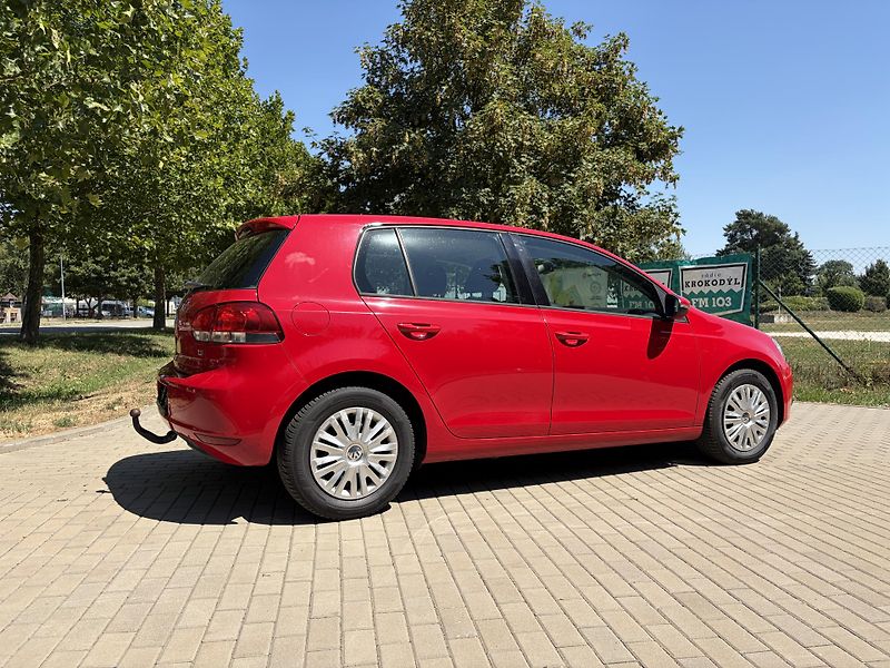 Volkswagen Golf 1.6 75kw Trend - fotka 11 z 29