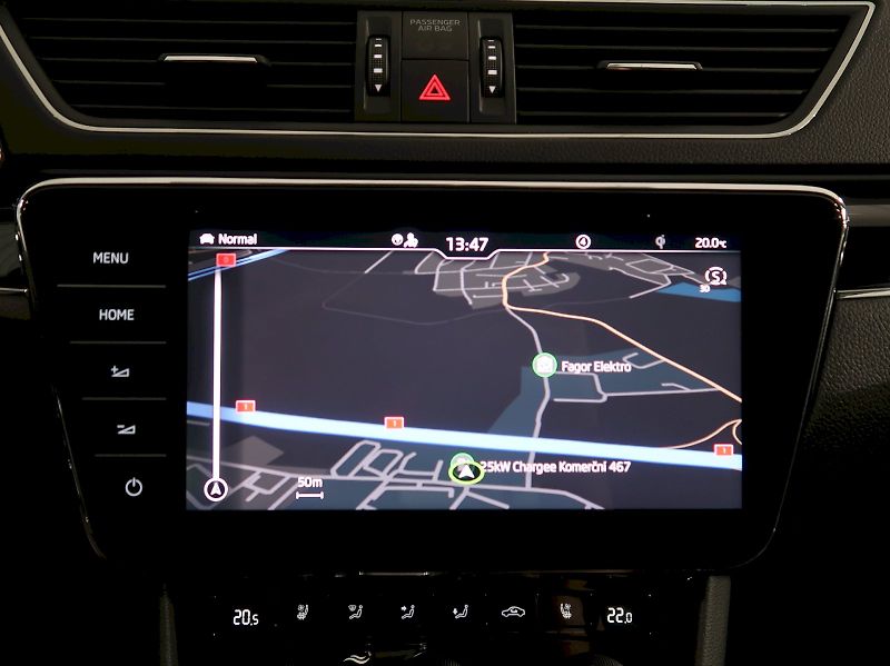 Škoda Superb (2023) LAURIN&KLEMENT 2.0TSI 206KW 4x - fotka 34 z 47