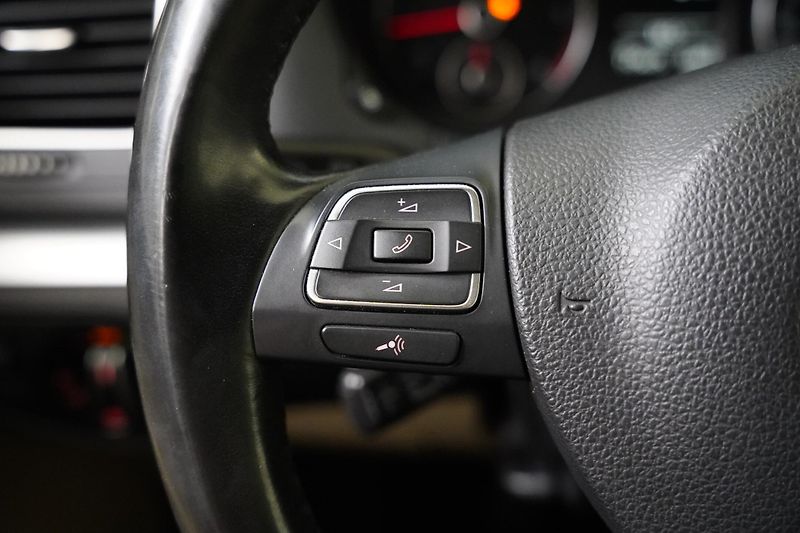 Volkswagen Sharan - fotka 15 z 25