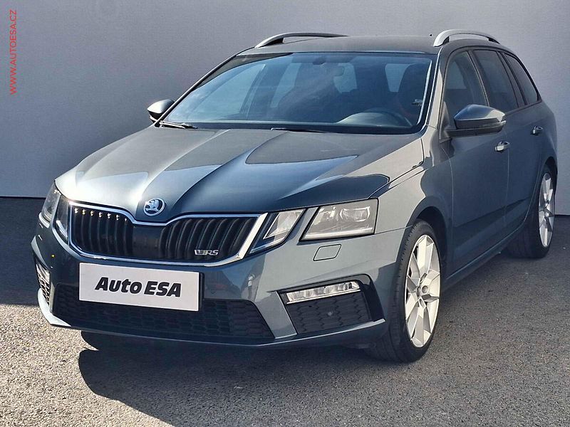 Škoda Octavia (2018) 2.0 TSi, RS, LED, navi - fotka 3 z 19