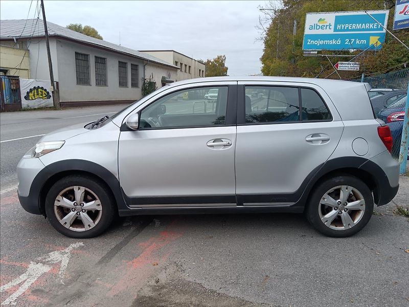 Toyota Urban Cruiser 1,4 D4D High AWD - fotka 6 z 25