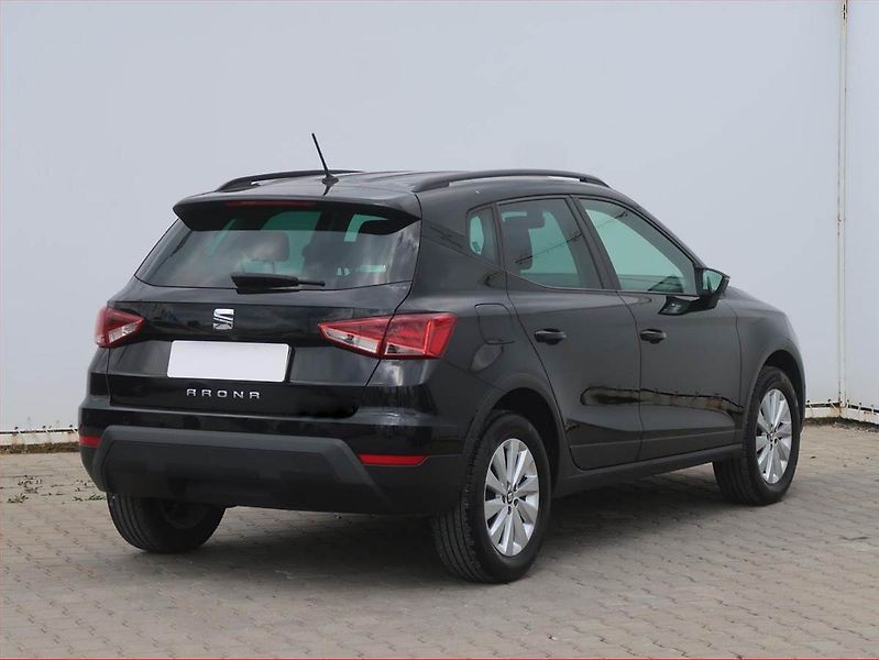Seat Arona (2019) 1.0 TSI, Tempomat - fotka 5 z 17