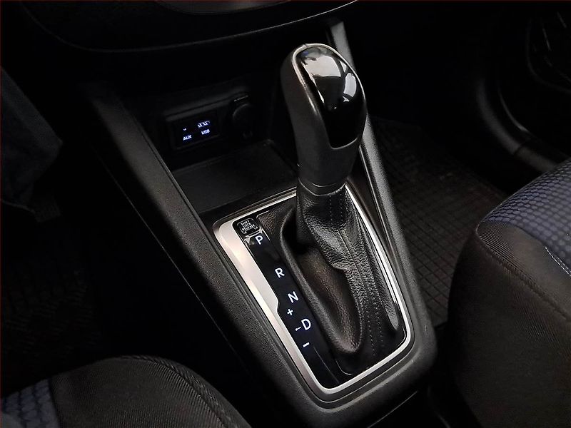 Hyundai ix20 (2017) 1.6 CVVT, Automat - fotka 13 z 16