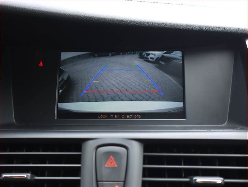 Renault Latitude (2012) Initiale 2.0 dCi, Automat - fotka 18 z 20