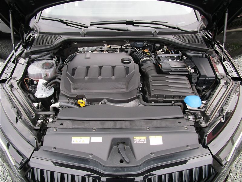 Škoda Octavia Combi 2.0TDi DSG Selection - fotka 56 z 59