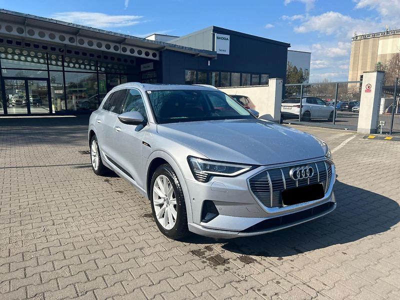 Audi e-tron /300kW - fotografie inzerátu