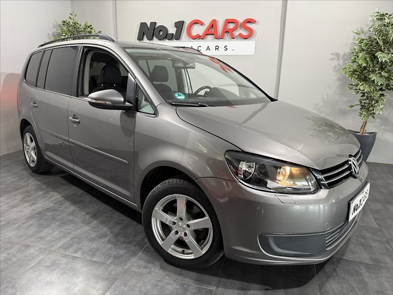 Volkswagen Touran 1,6   TDI 77KW VÝHŘEV TAŽNÉ - fotografie inzerátu