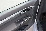Volkswagen Touran (2014) 2.0 TDI 103 kW Confortline - náhled 8