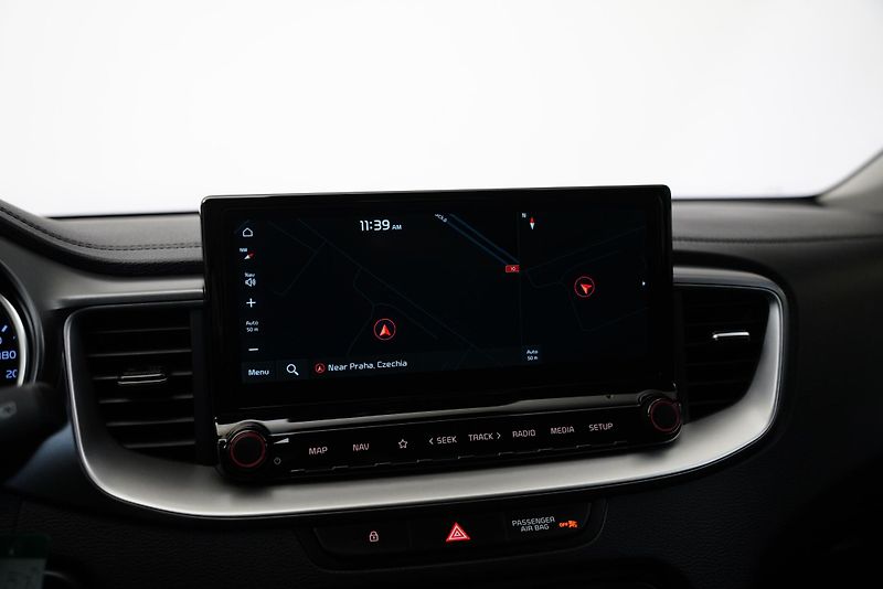 Kia Ceed - fotka 19 z 24