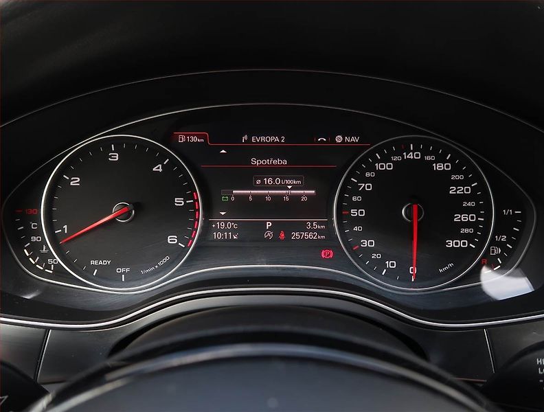 Audi A7 (2015) S-Line 3.0 TDI, 4X4, Automat - fotka 11 z 24