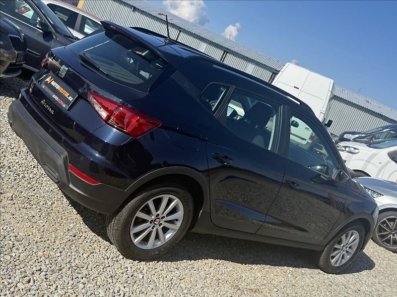 Seat Arona 1,0 TSI DSG 81kW 39.000Km - fotka 5 z 33