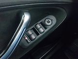 Ford Galaxy (2006) Ghia 2.0 TDCi, 7 míst - náhled 18