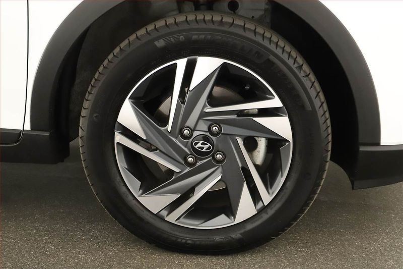 Hyundai Bayon (2024) 1.0 T-GDI, Automat, ČR,1.maj - fotka 14 z 14