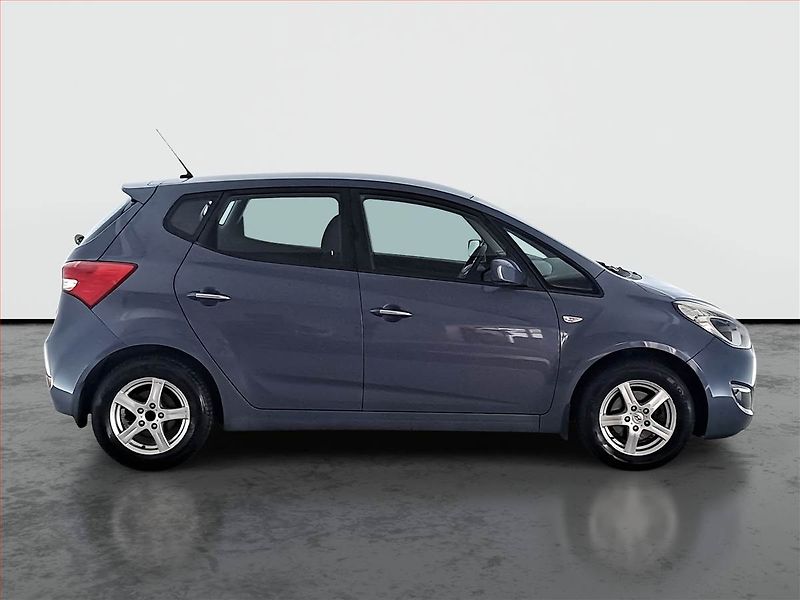 Hyundai ix20 (2013) 1.6 CVVT - fotka 6 z 16