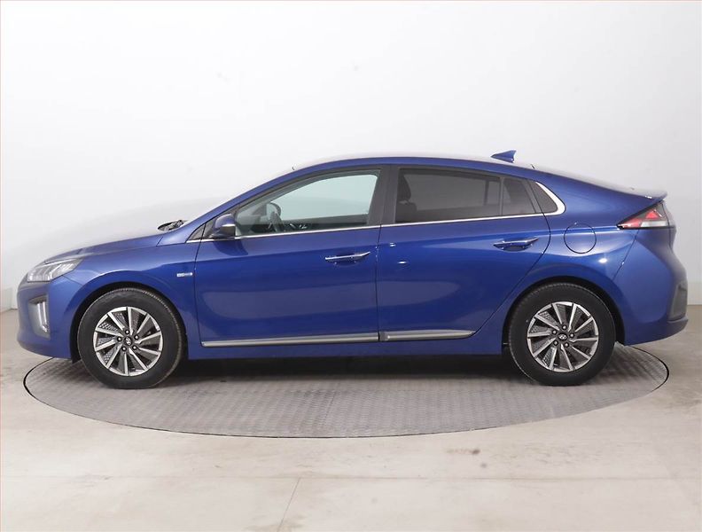Hyundai Ioniq (2021) Style Electric 38 kWh - fotka 3 z 18