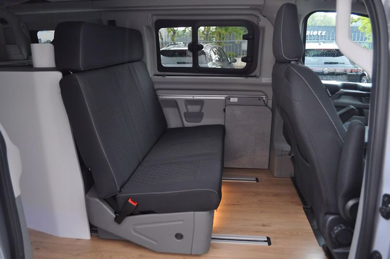 Ford Transit Custom Nugget Titanium 125kW Automat - fotka 15 z 25