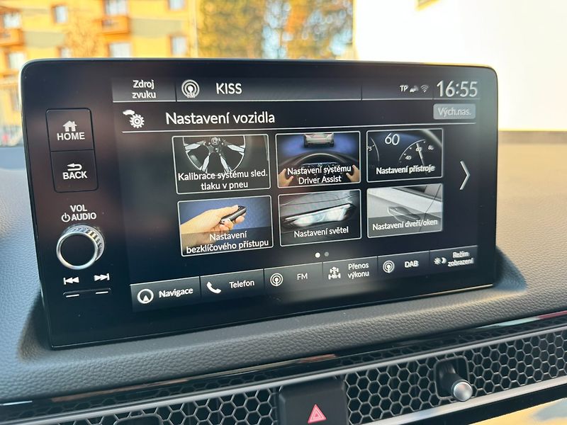 Honda Civic (2026) 2.0e:HEV ELEGANCE SKLADEM - fotka 10 z 13