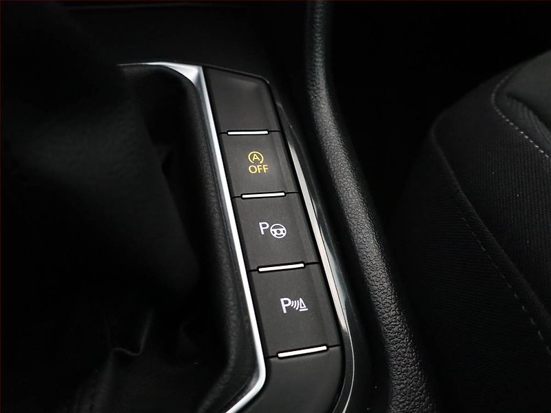 Volkswagen Tiguan (2018) 1.4 TSI, ČR,1.maj, Tempomat - fotka 13 z 14