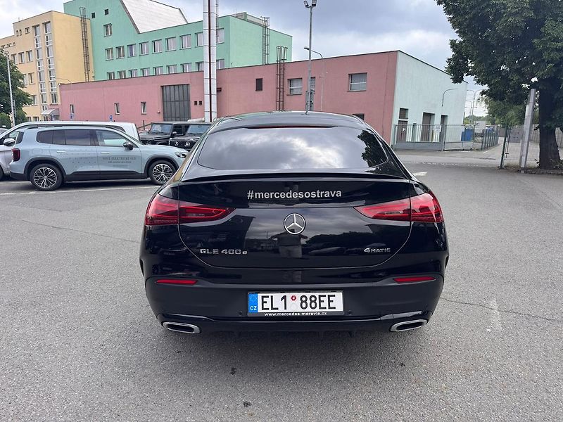 Mercedes-Benz GLE (2025) 400 e 4MATIC kupé - fotka 6 z 28