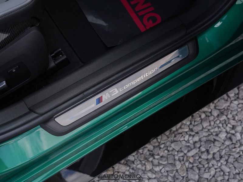 BMW M3 (2022) Competition xDrive Carbon, Las - fotka 9 z 28